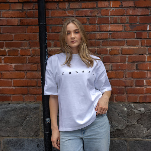 T-shirt Corbeau Studio blanc